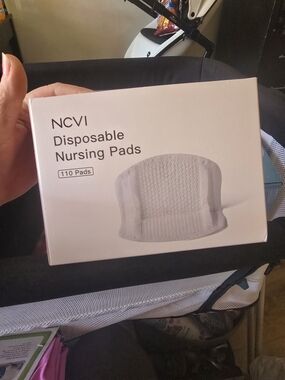 White Disposable Nursing Pads - 110 Count